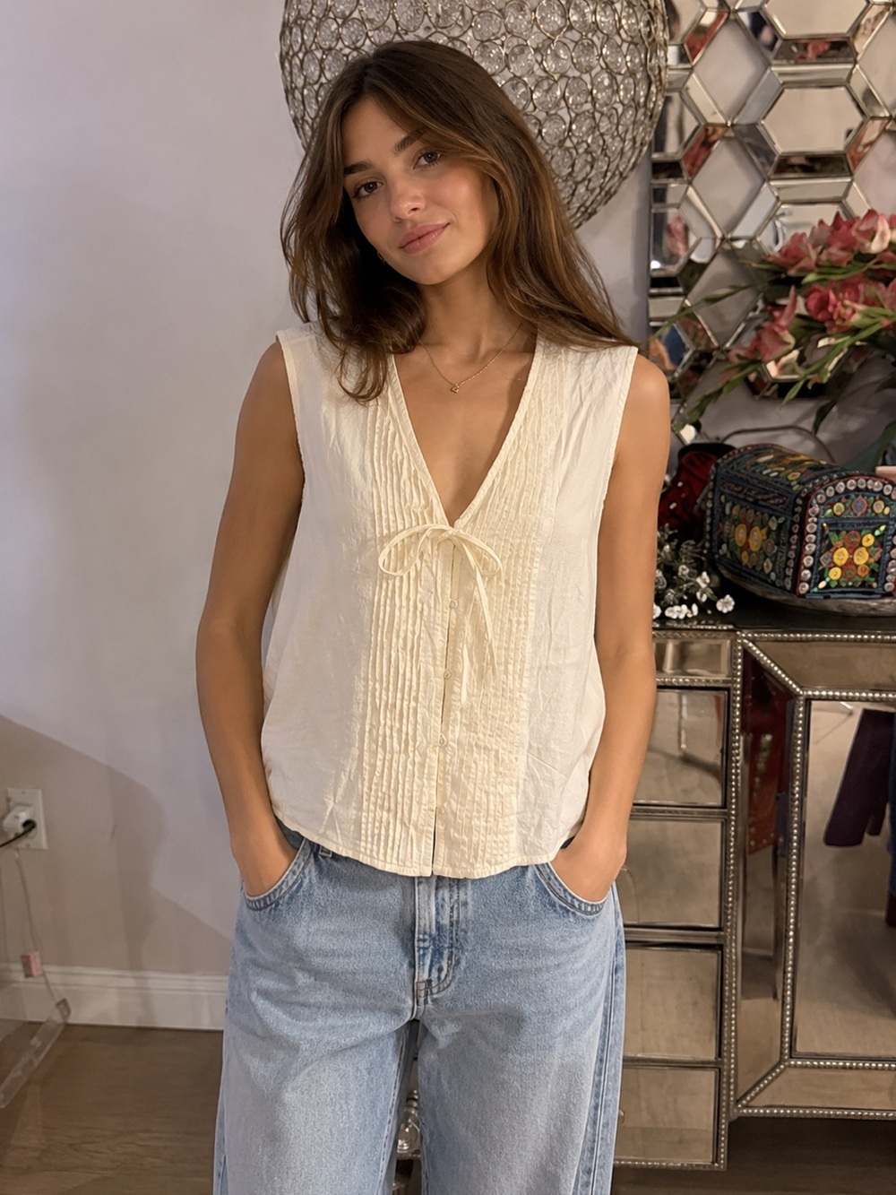 Ralph Lauren black label Cream Sleeveless Blouse with Tie Front size XS